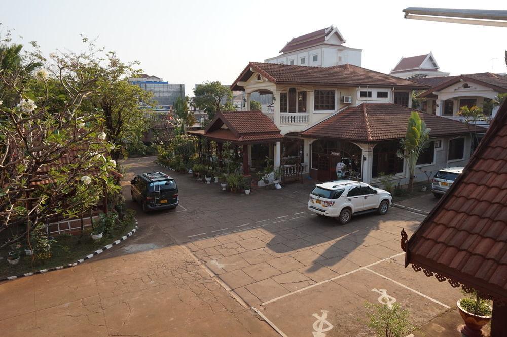 Champasak Palace Hotel Pakse Exterior foto