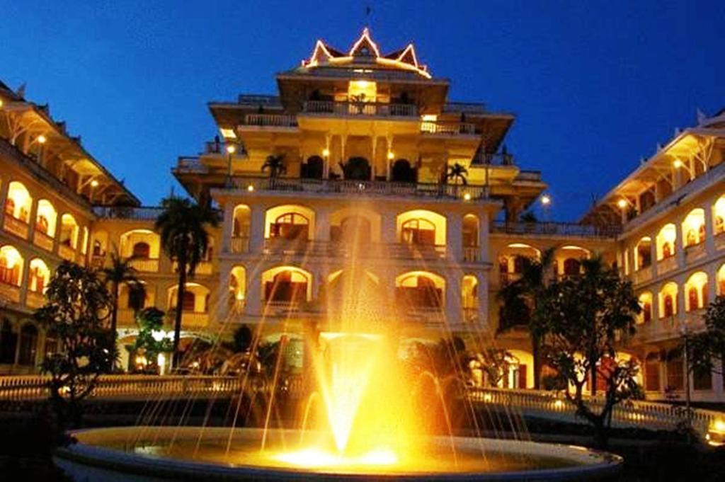 Champasak Palace Hotel Pakse Exterior foto